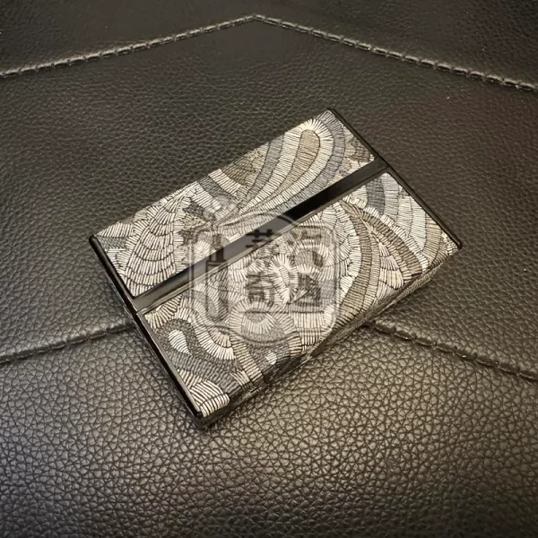 腰果花紋IQOS煙彈收納盒黑色款式實拍特寫展示